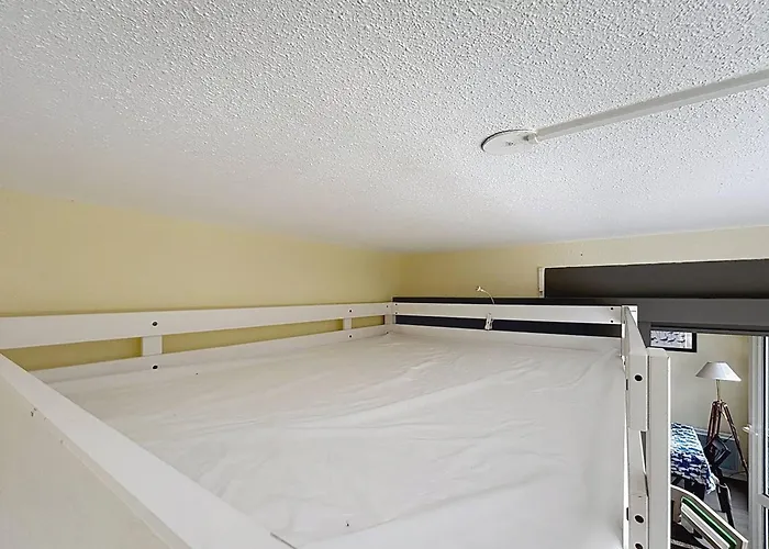 Appartamento Avec Terrasse, Parking Et Wifi, 4 Pers. à Franceville - Fr-1-465-98