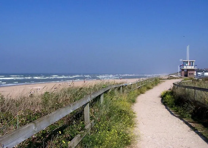 Avec Terrasse, Parking Et Wifi, 4 Pers. à Franceville - Fr-1-465-98