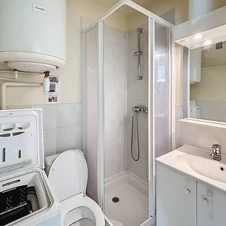 Avec Terrasse, Parking Et Wifi, 4 Pers. A Franceville - Fr-1-465-98 דירה *